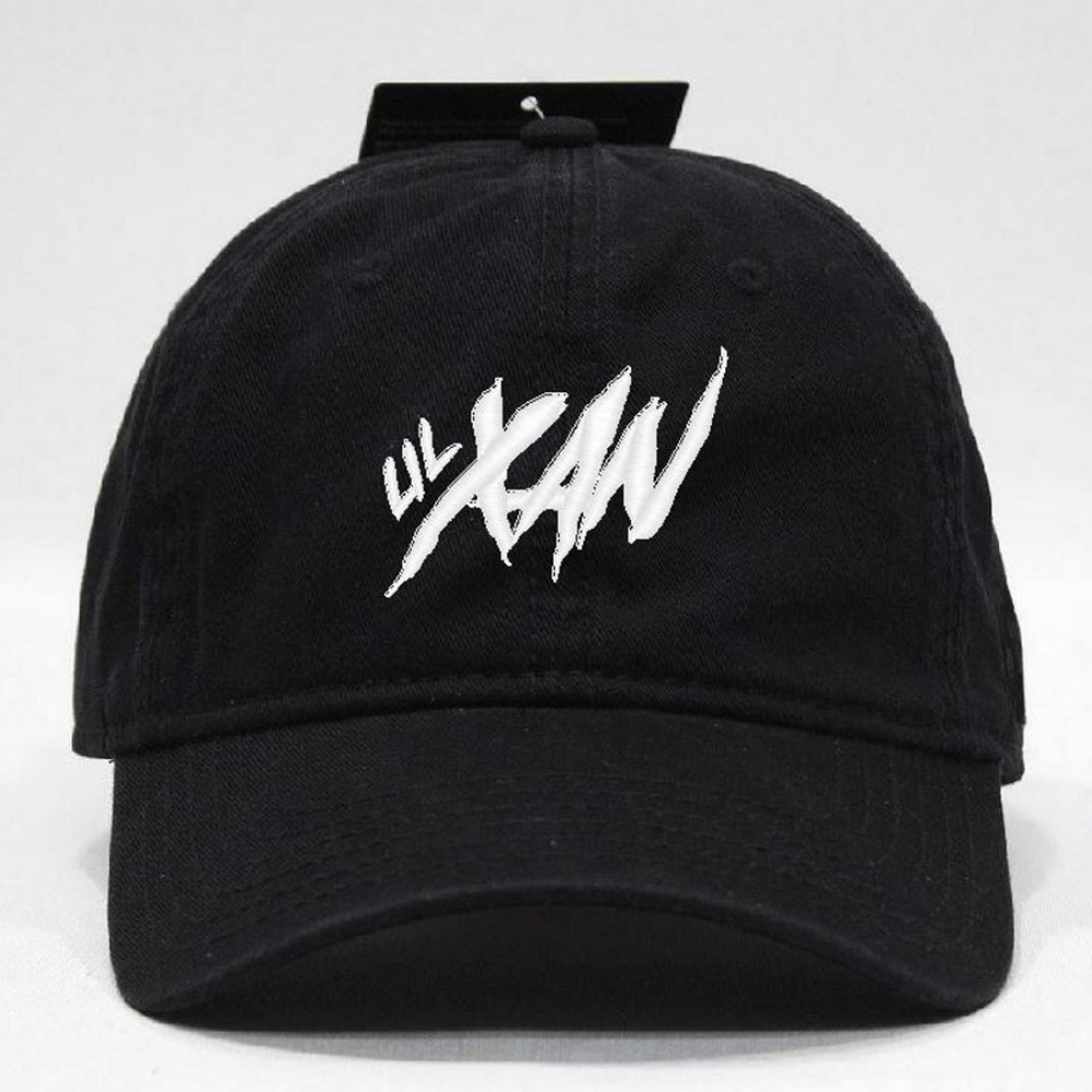 Lil Xan hat